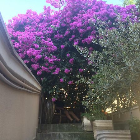 B&B La Bougainvillea Андрия Экстерьер фото
