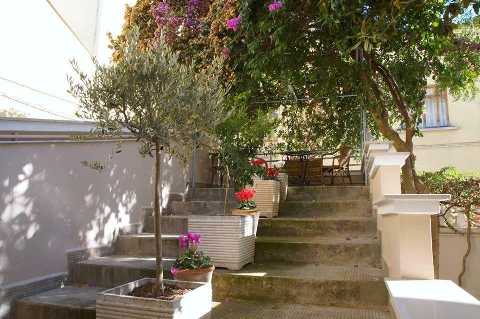 B&B La Bougainvillea Андрия Экстерьер фото